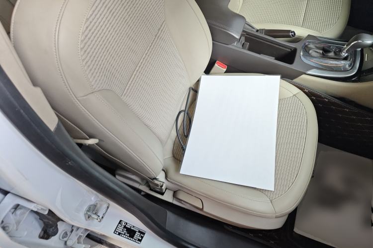 Used Buick Regal 2015 2.0L Leading Fashion Edition Right Front Seat