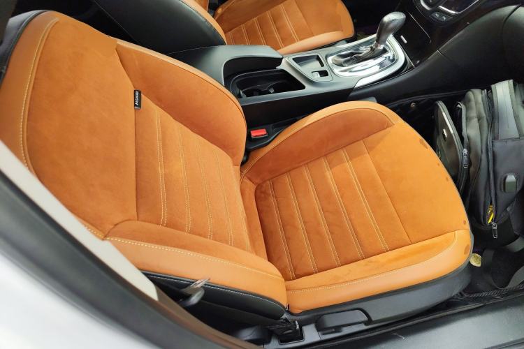Used Buick Regal 2015 1.6T Elite Tech Model Right Front Seat