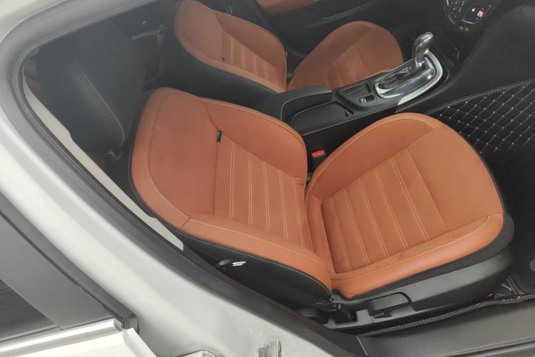 Used Buick Regal 2015 1.6T Elite Tech Model Right Front Seat