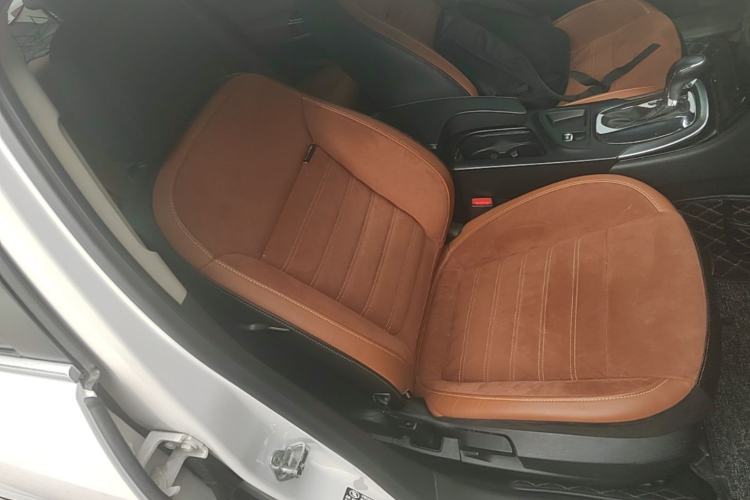 Used Buick Regal 2015 1.6T Elite Tech Model Right Front Seat