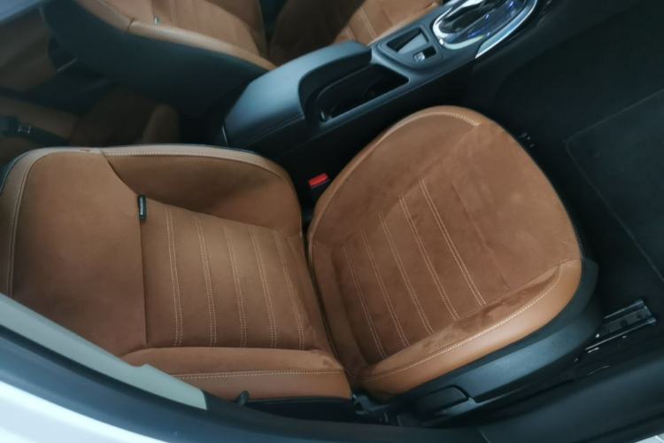 Used Buick Regal 2015 1.6T Elite Tech Model Right Front Seat