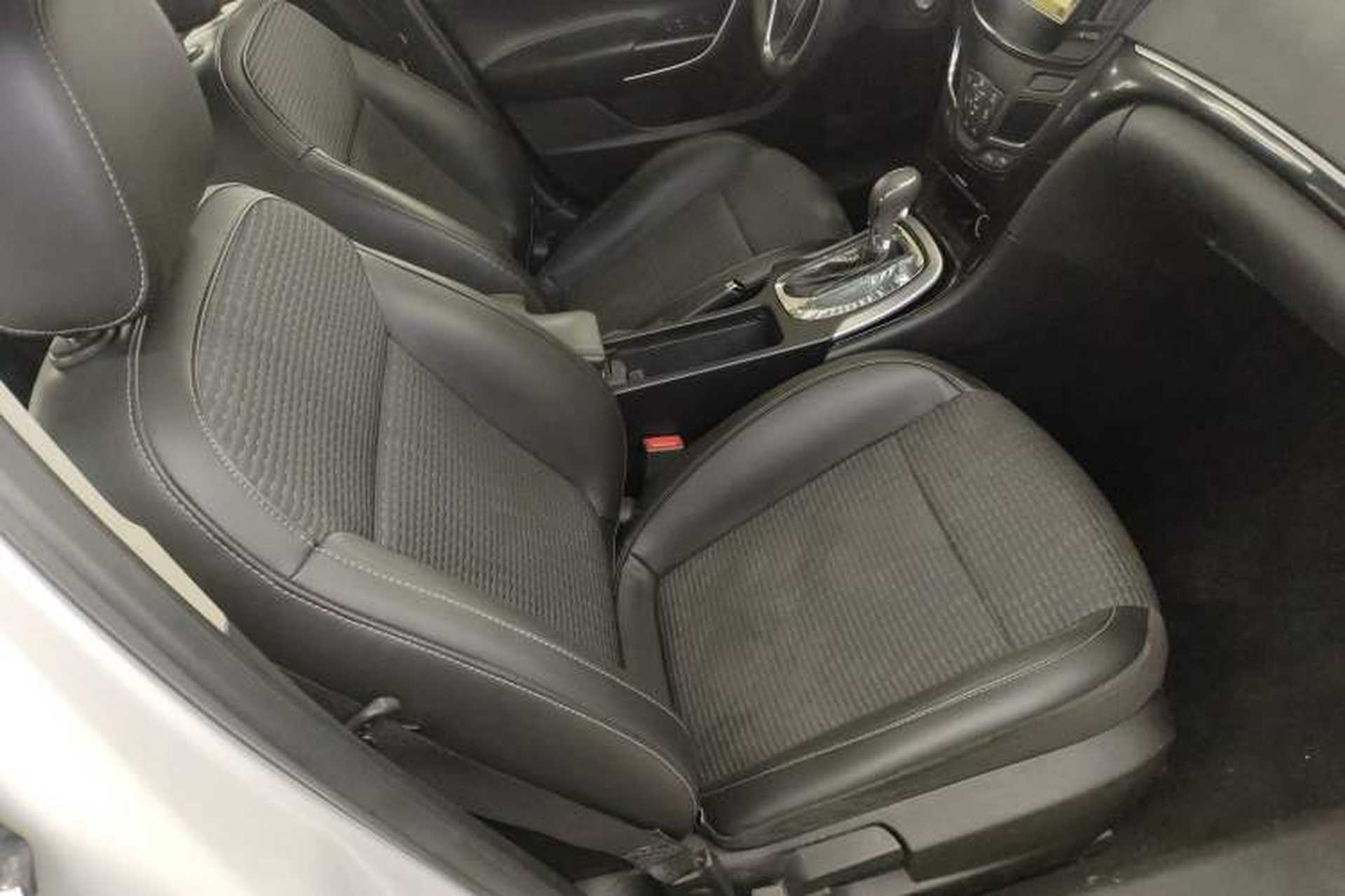 Used Buick Regal 2015 1.6T Leading Technology Model Right Front Seat