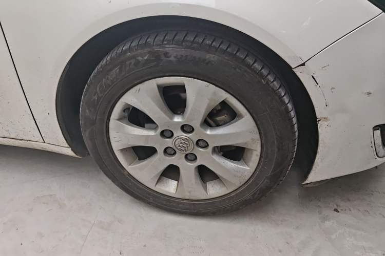 Used Buick Regal 2015 2.0L Leading Fashion Edition Right Front Wheel Hub