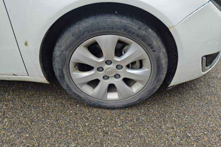 Used Buick Regal 2015 1.6T Leading Technology Model Right Front Wheel Hub