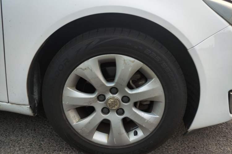 Used Buick Regal 2015 1.6T Leading Technology Model Right Front Wheel Hub
