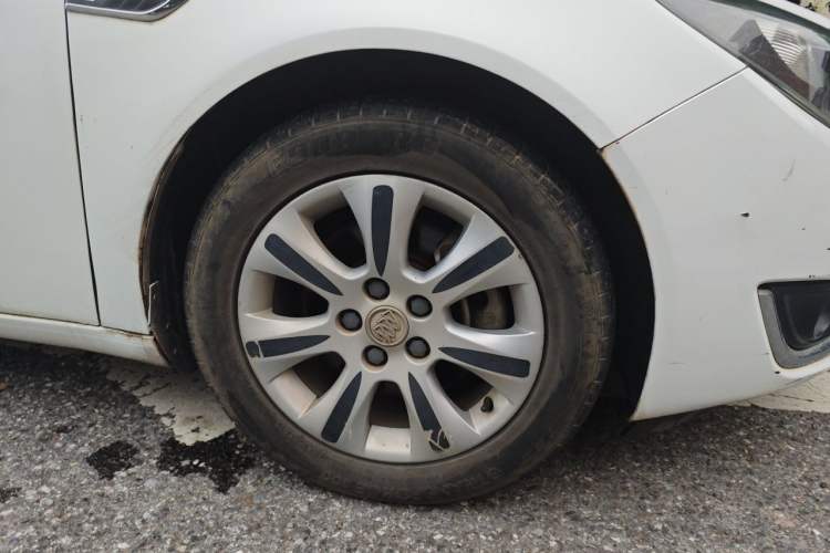 Used Buick Regal 2015 1.6T Leading Technology Model Right Front Wheel Hub
