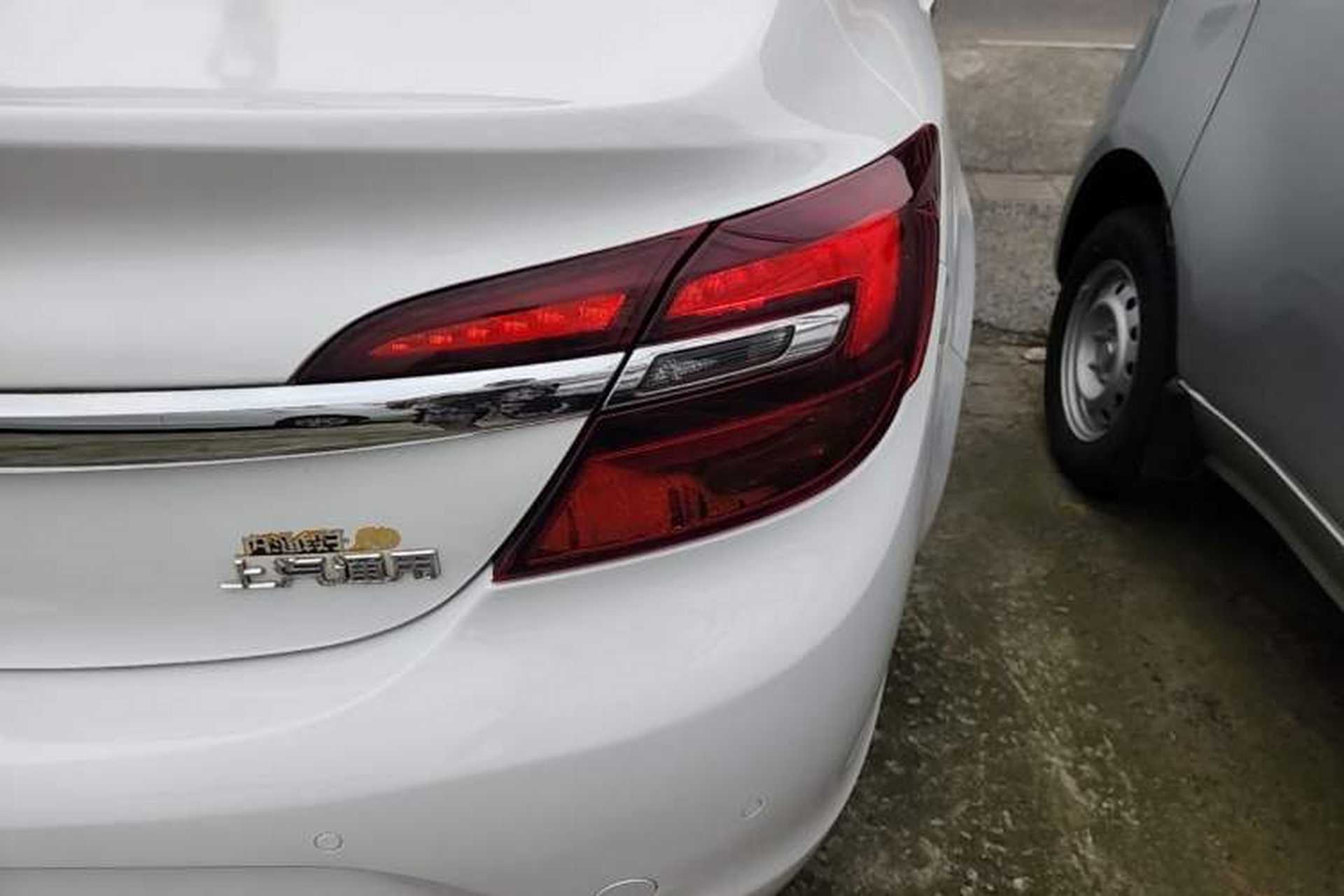 Used Buick Regal 2015 1.6T Elite Tech Model Right Rear Taillight