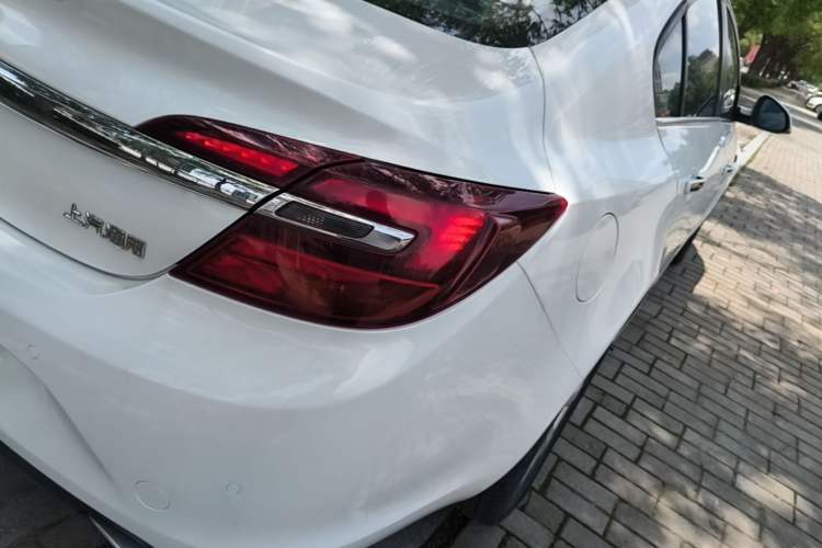 Used Buick Regal 2015 1.6T Elite Tech Model Right Rear Taillight
