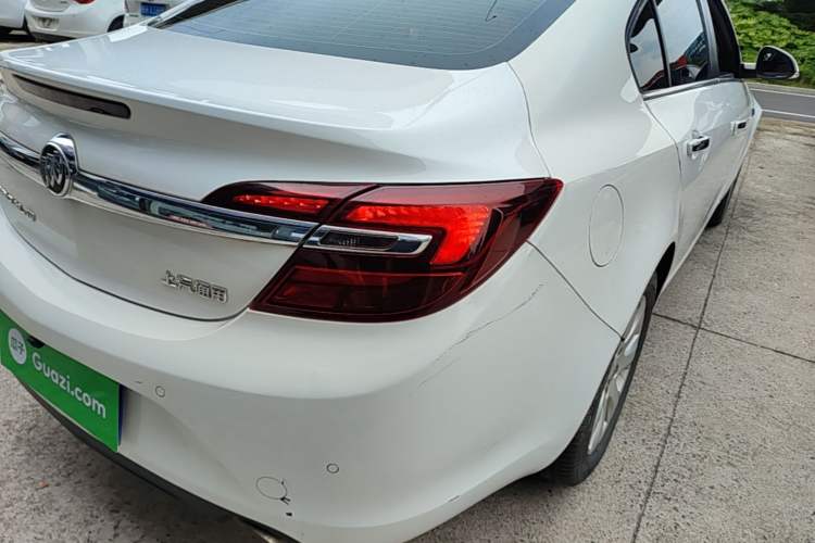 Used Buick Regal 2015 1.6T Elite Tech Model Right Rear Taillight