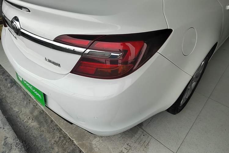 Used Buick Regal 2015 1.6T Leading Technology Model Right Rear Taillight