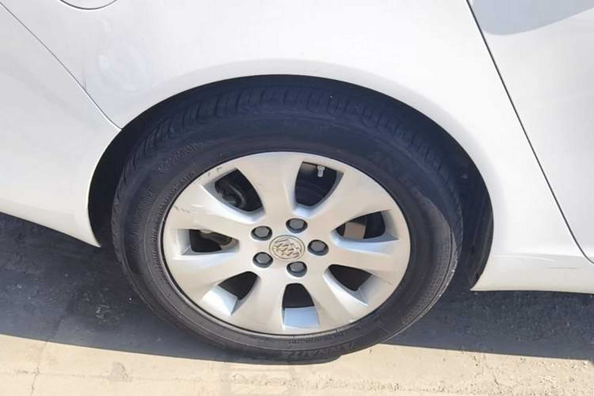 Used Buick Regal 2015 1.6T Elite Tech Model Right Rear Wheel Hub