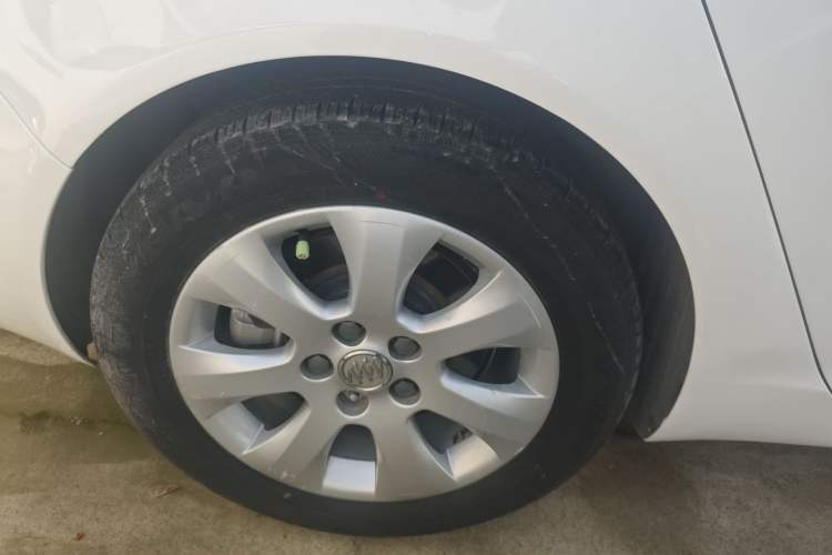 Used Buick Regal 2015 1.6T Elite Tech Model Right Rear Wheel Hub