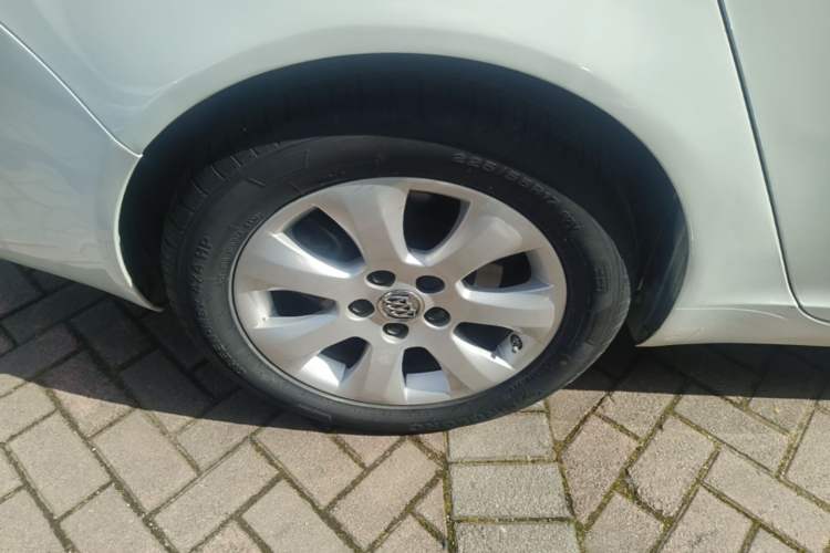 Used Buick Regal 2015 1.6T Leading Technology Model Right Rear Wheel Hub