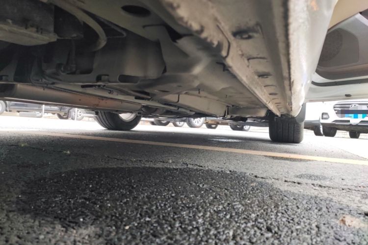 Used Buick Regal 2015 2.0L Leading Fashion Edition Right Side Sill