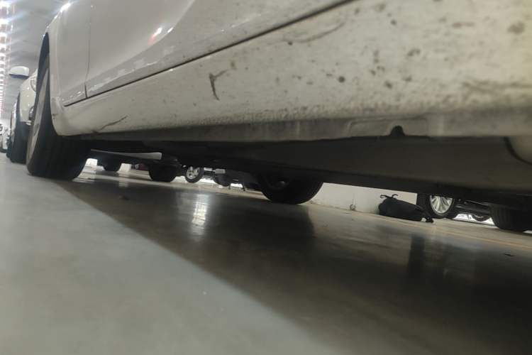 Used Buick Regal 2015 1.6T Elite Tech Model Right Side Sill