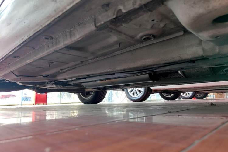 Used Buick Regal 2015 2.0L Leading Fashion Edition Right Side Sill