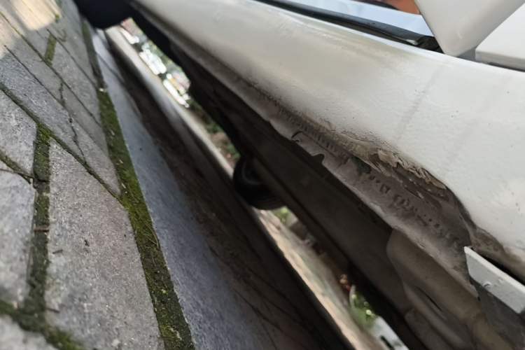 Used Buick Regal 2015 1.6T Elite Tech Model Right Side Sill