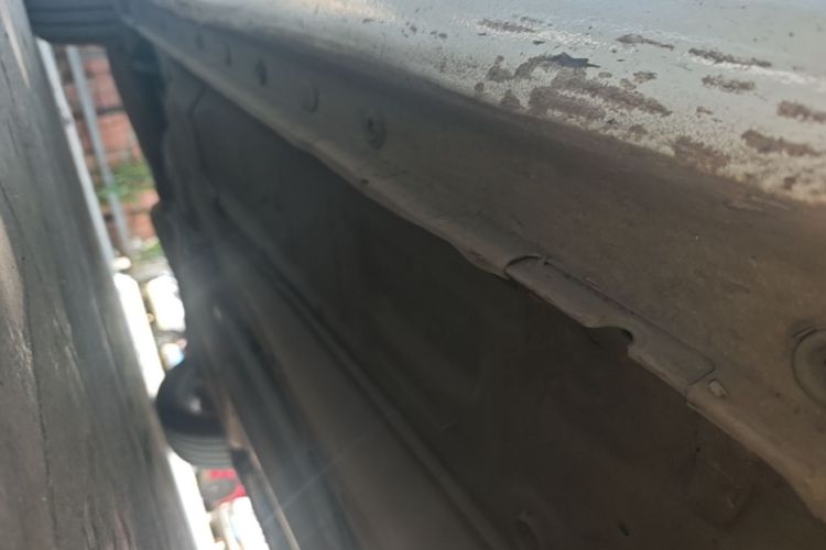 Used Buick Regal 2015 1.6T Leading Technology Model Right Side Sill