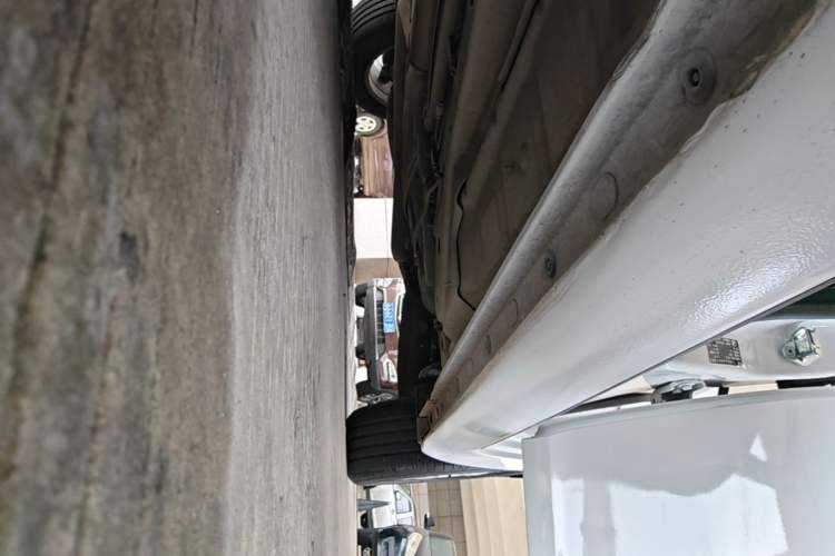 Used Buick Regal 2015 2.0L Leading Fashion Edition Right Side Sill