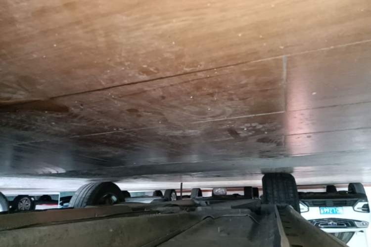 Used Buick Regal 2015 2.0L Elite Fashion Edition Right Side Sill