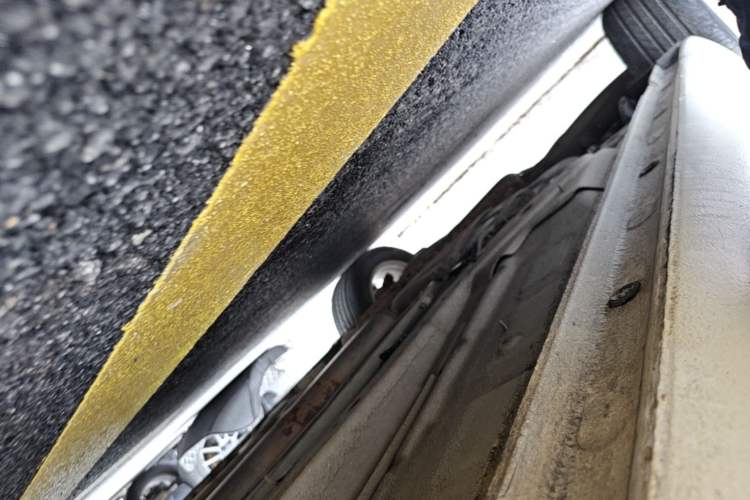 Used Buick Regal 2015 2.0L Leading Fashion Edition Right Side Sill