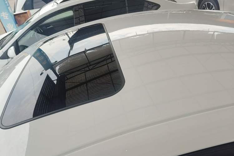 Used Buick Regal 2015 1.6T Leading Technology Model Roof