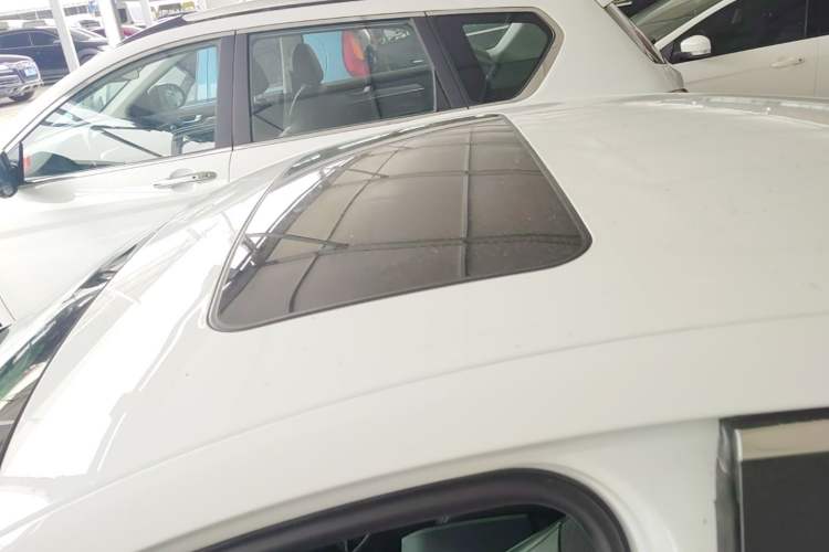 Used Buick Regal 2015 1.6T Leading Technology Model Roof