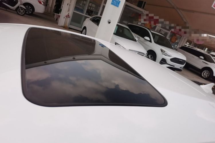 Used Buick Regal 2015 2.0L Elite Fashion Edition Roof