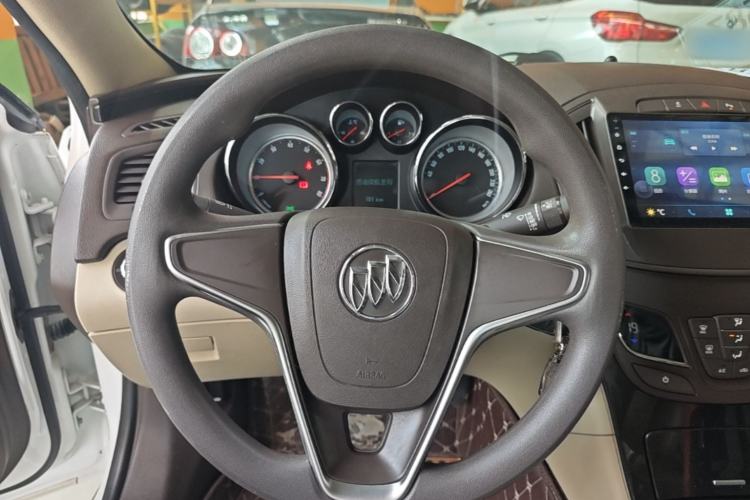 Used Buick Regal 2015 2.0L Leading Fashion Edition Steering Wheel