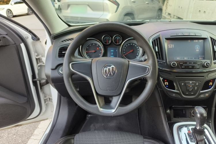 Used Buick Regal 2015 1.6T Leading Technology Model Steering Wheel
