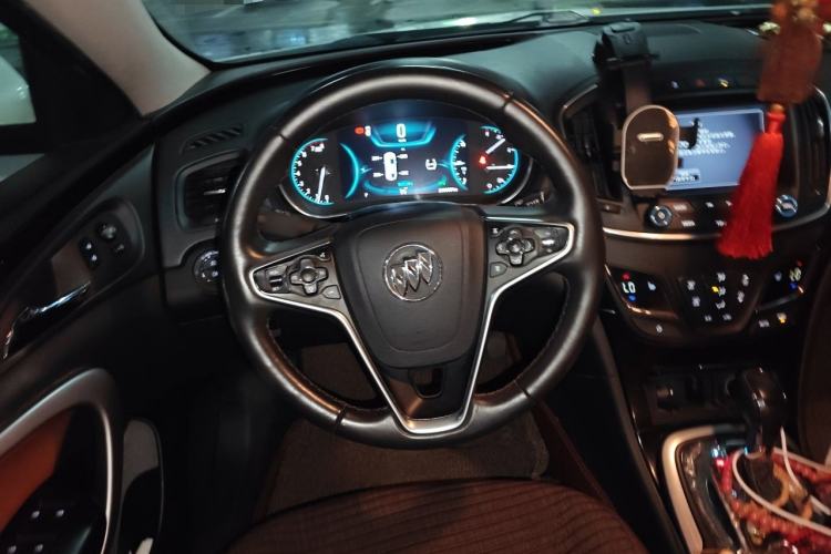 Used Buick Regal 2015 1.6T Elite Tech Model Steering Wheel