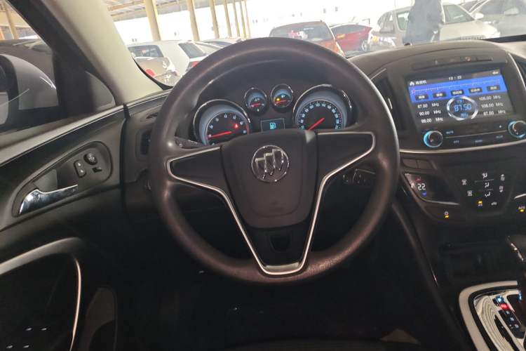 Used Buick Regal 2015 1.6T Leading Technology Model Steering Wheel