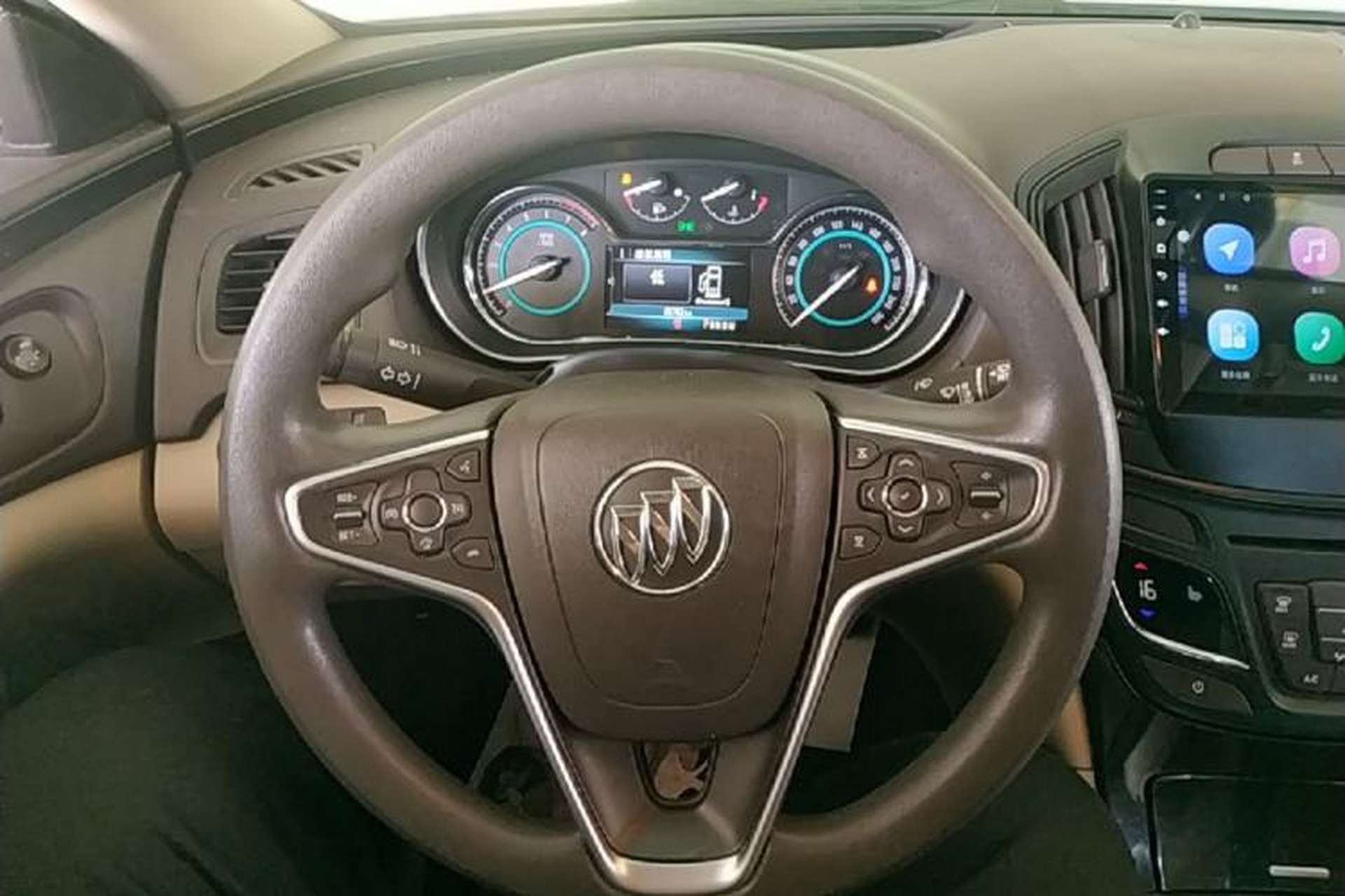 Used Buick Regal 2015 2.0L Elite Fashion Edition Steering Wheel