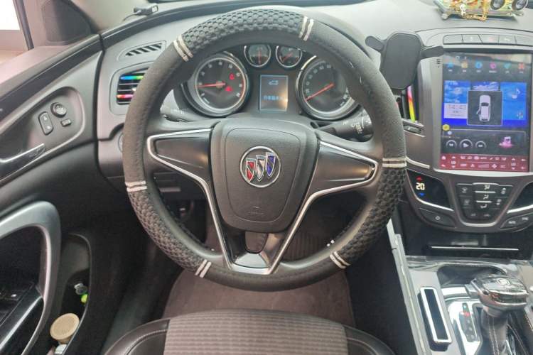 Used Buick Regal 2015 1.6T Leading Technology Model Steering Wheel