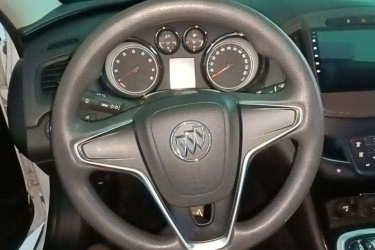Used Buick Regal 2015 1.6T Leading Technology Model Steering Wheel