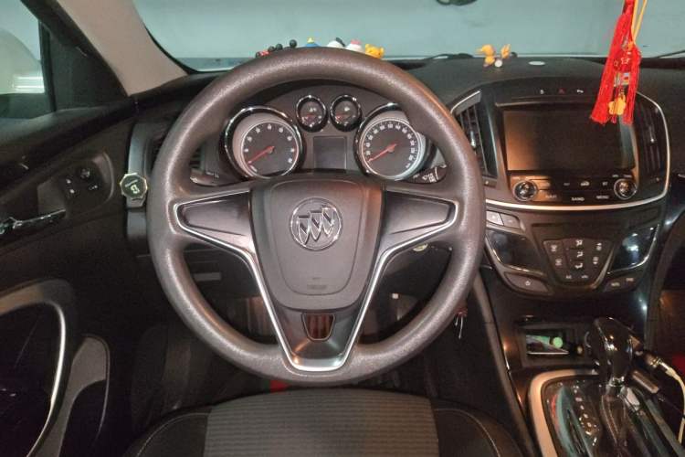 Used Buick Regal 2015 1.6T Leading Technology Model Steering Wheel