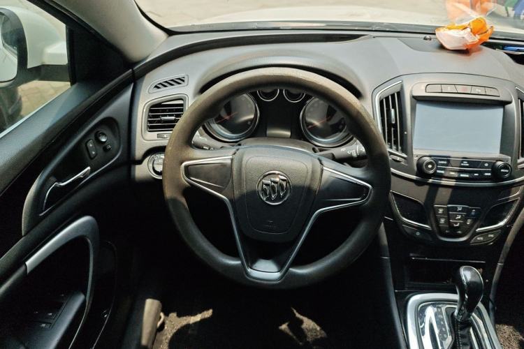 Used Buick Regal 2015 1.6T Leading Technology Model Steering Wheel