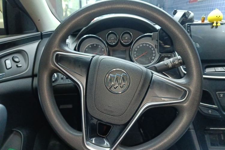 Used Buick Regal 2015 1.6T Leading Technology Model Steering Wheel