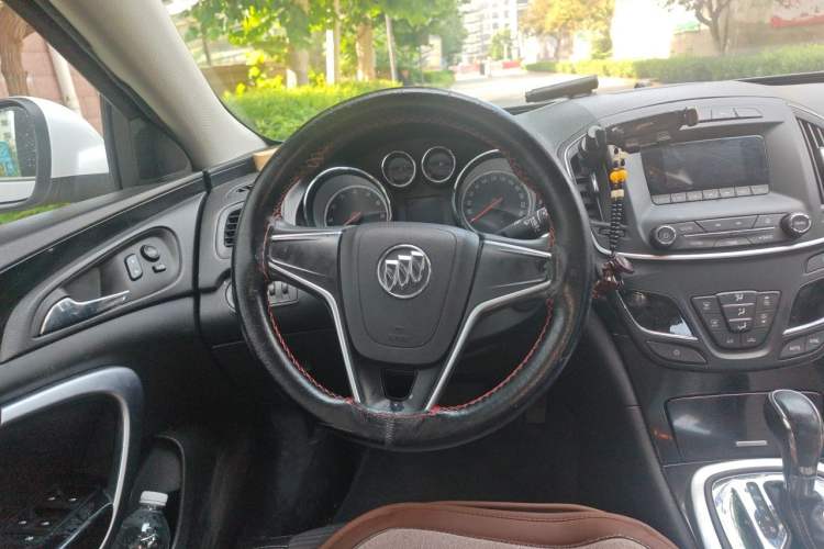 Used Buick Regal 2015 1.6T Leading Technology Model Steering Wheel
