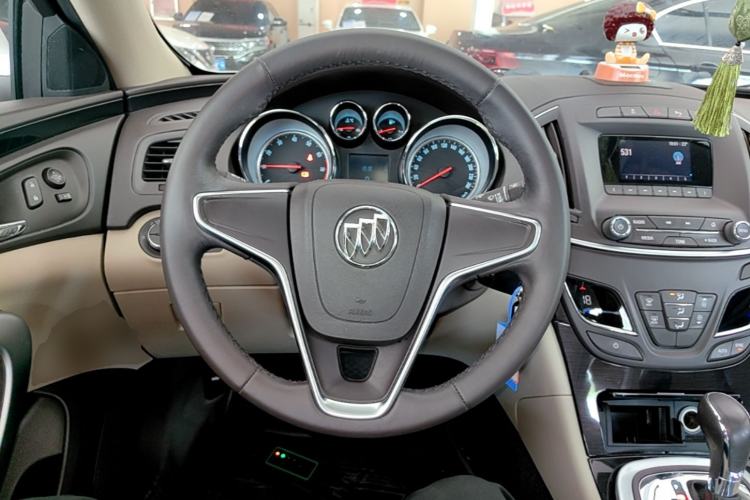 Used Buick Regal 2015 2.0L Leading Fashion Edition Steering Wheel