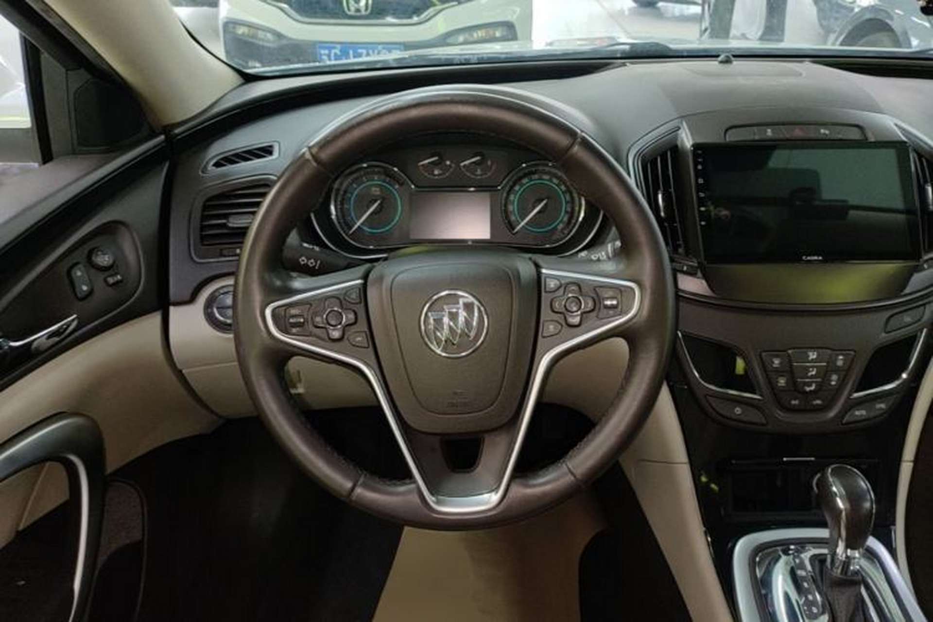 Used Buick Regal 2015 2.0L Elite Fashion Edition Steering Wheel