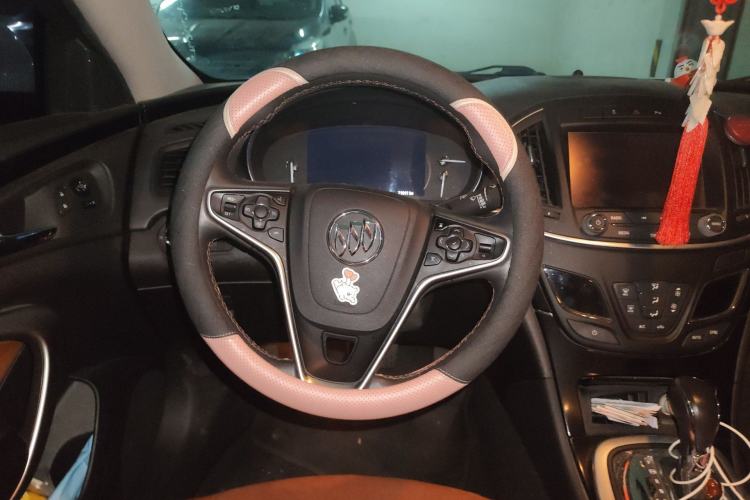 Used Buick Regal 2015 1.6T Elite Tech Model Steering Wheel