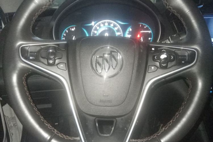 Used Buick Regal 2015 1.6T Elite Tech Model Steering Wheel