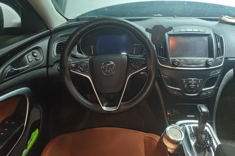 Used Buick Regal 2015 1.6T Elite Tech Model Steering Wheel