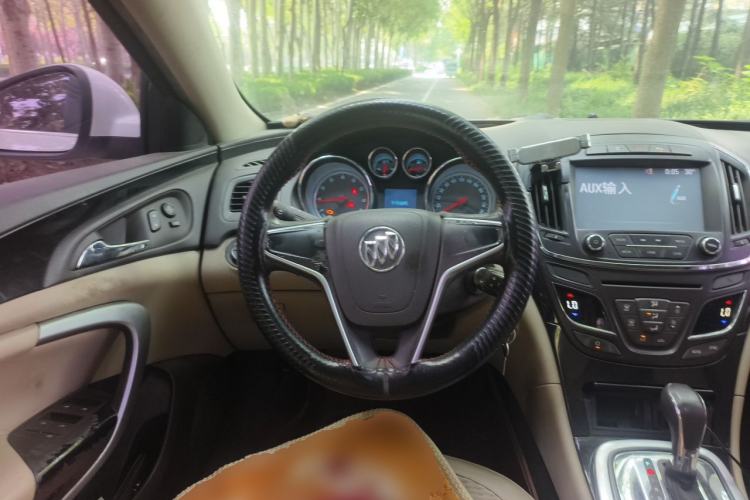 Used Buick Regal 2015 2.0L Leading Fashion Edition Steering Wheel