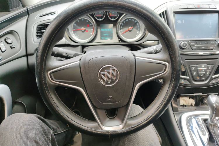 Used Buick Regal 2015 1.6T Leading Technology Model Steering Wheel