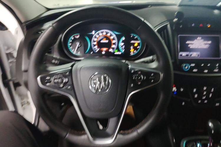 Used Buick Regal 2015 1.6T Elite Tech Model Steering Wheel