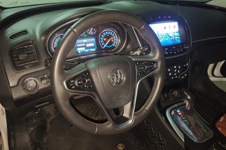 Used Buick Regal 2015 GS 2.0T Grand Sport Edition Steering Wheel