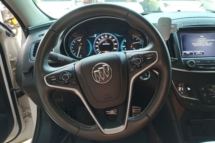 Used Buick Regal 2015 1.6T Elite Tech Model Steering Wheel