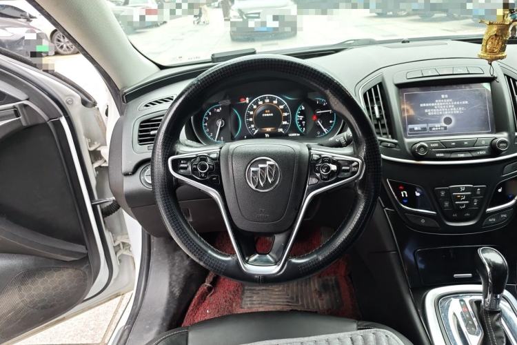 Used Buick Regal 2015 1.6T Elite Tech Model Steering Wheel
